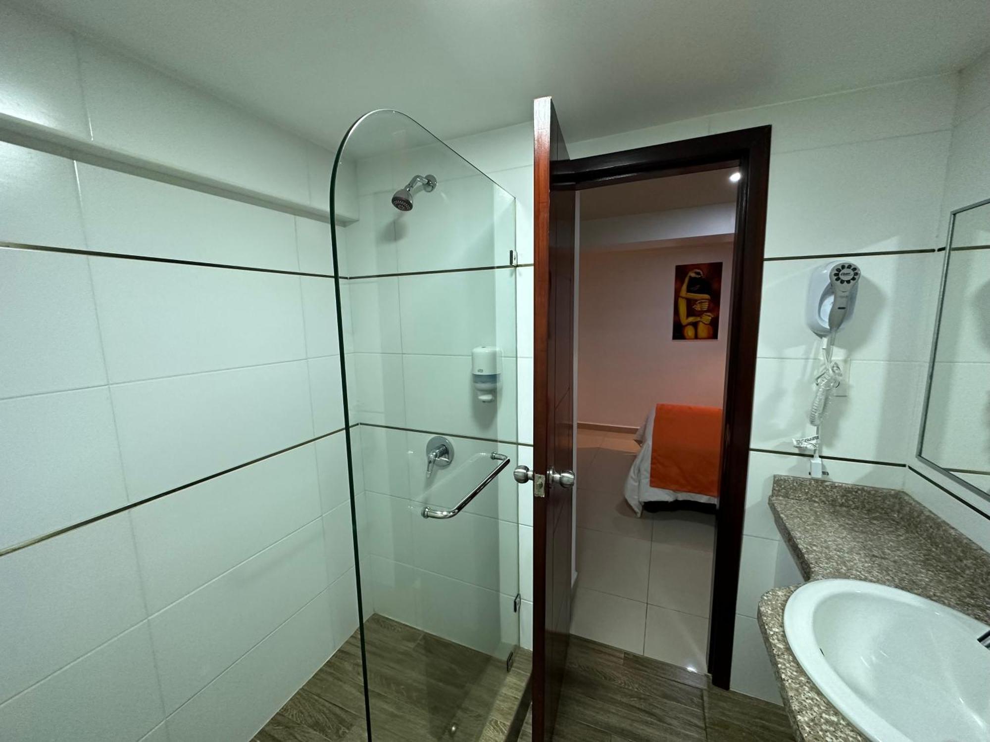 Fortune Hotel Гуаякіль Екстер'єр фото